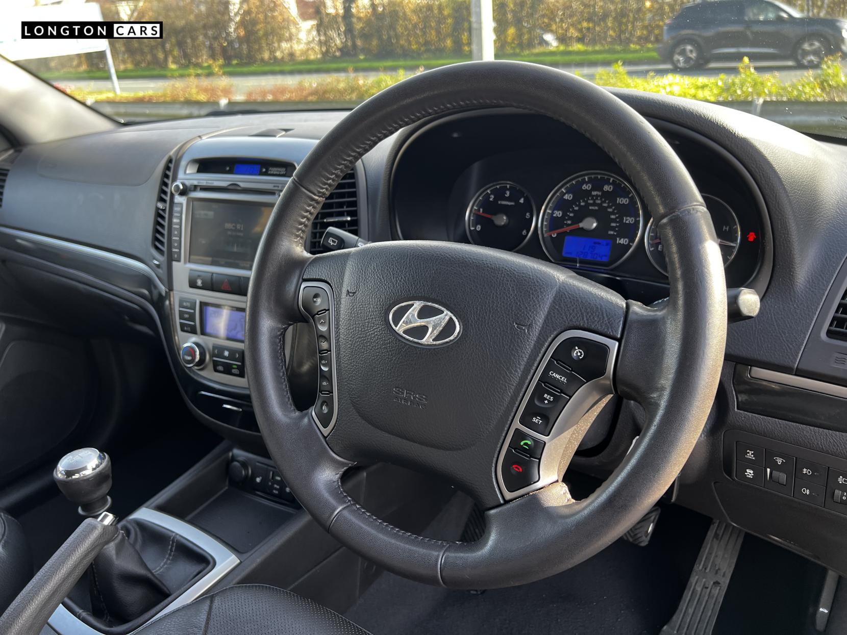 Hyundai Santa Fe 2.2 CRDi Premium SUV 5dr Diesel Manual 4WD Euro 5 (7 seat) (194 bhp)