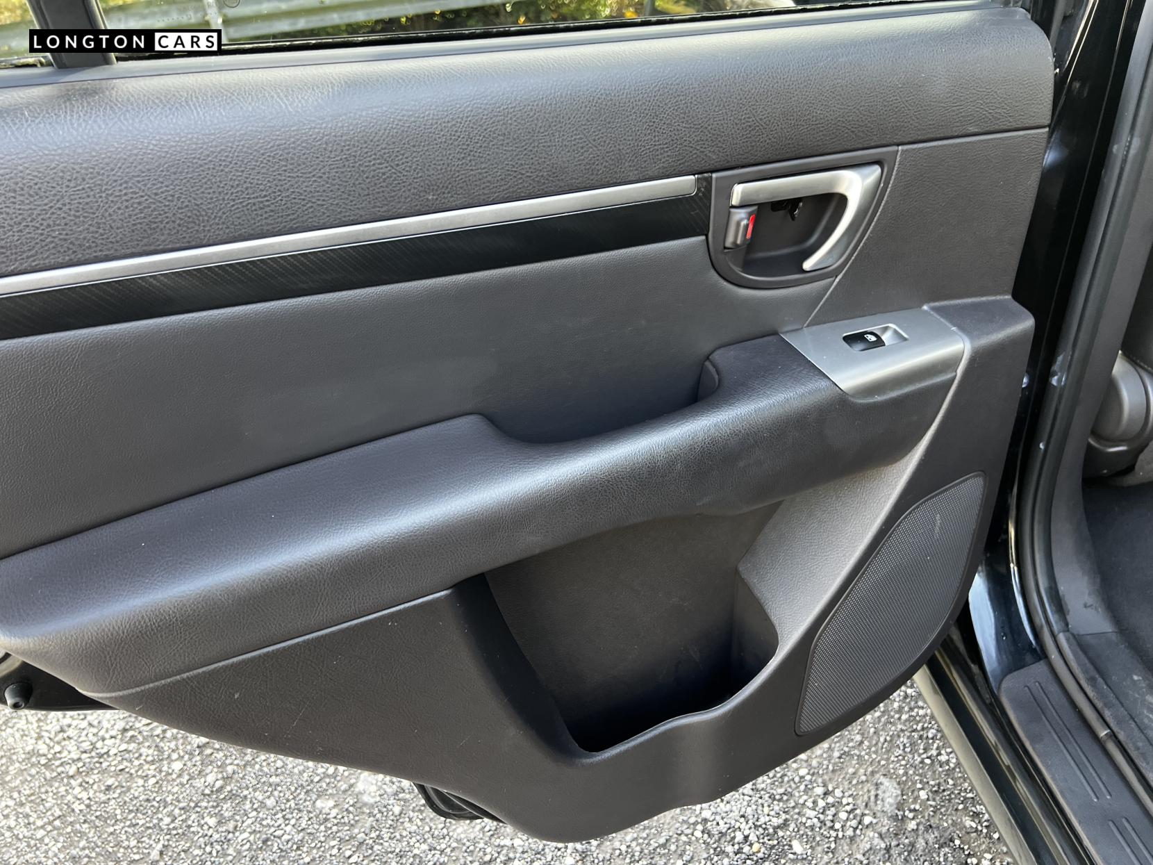 Hyundai Santa Fe 2.2 CRDi Premium SUV 5dr Diesel Manual 4WD Euro 5 (7 seat) (194 bhp)