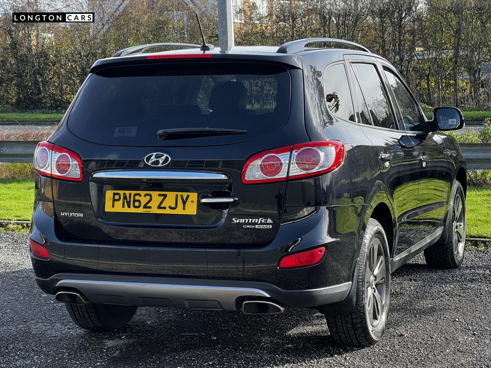 Hyundai Santa Fe 2.2 CRDi Premium SUV 5dr Diesel Manual 4WD Euro 5 (7 seat) (194 bhp)