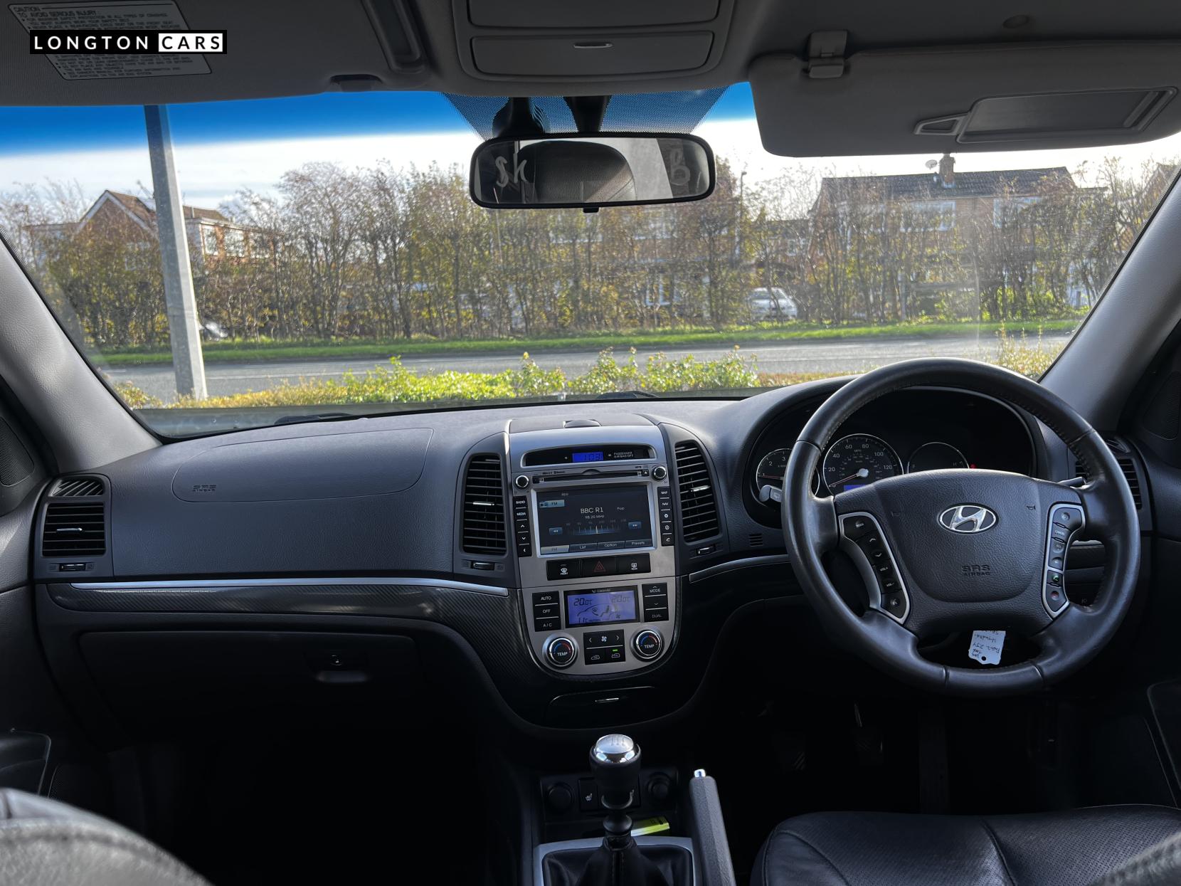 Hyundai Santa Fe 2.2 CRDi Premium SUV 5dr Diesel Manual 4WD Euro 5 (7 seat) (194 bhp)