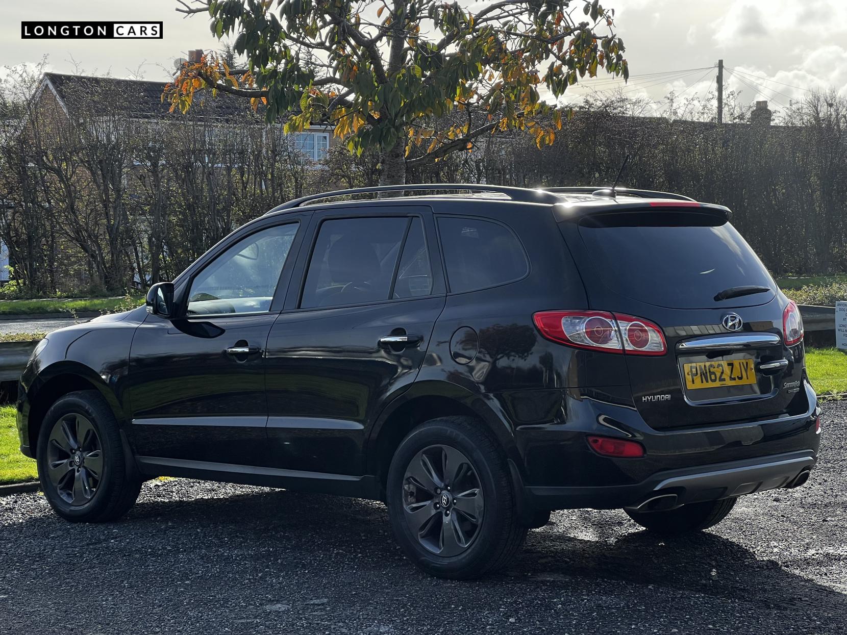 Hyundai Santa Fe 2.2 CRDi Premium SUV 5dr Diesel Manual 4WD Euro 5 (7 seat) (194 bhp)