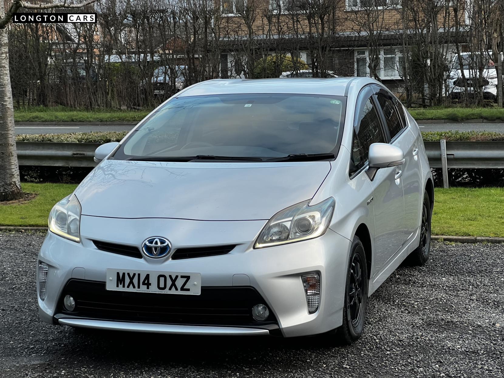 Toyota Prius 1.8 VVT-h T4 Hatchback 5dr Petrol Hybrid CVT Euro 5 (s/s) (136 ps)